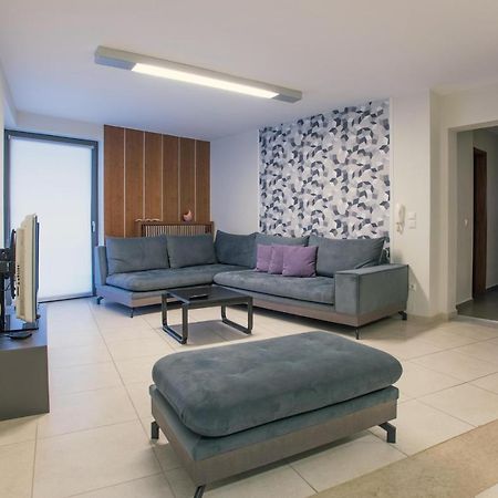 Spacious Fully Equipped 3Bd 2Bath Apt In The Heart Of City With Balconies Ac And Fast Wifi #1 Iraklio Exterior foto