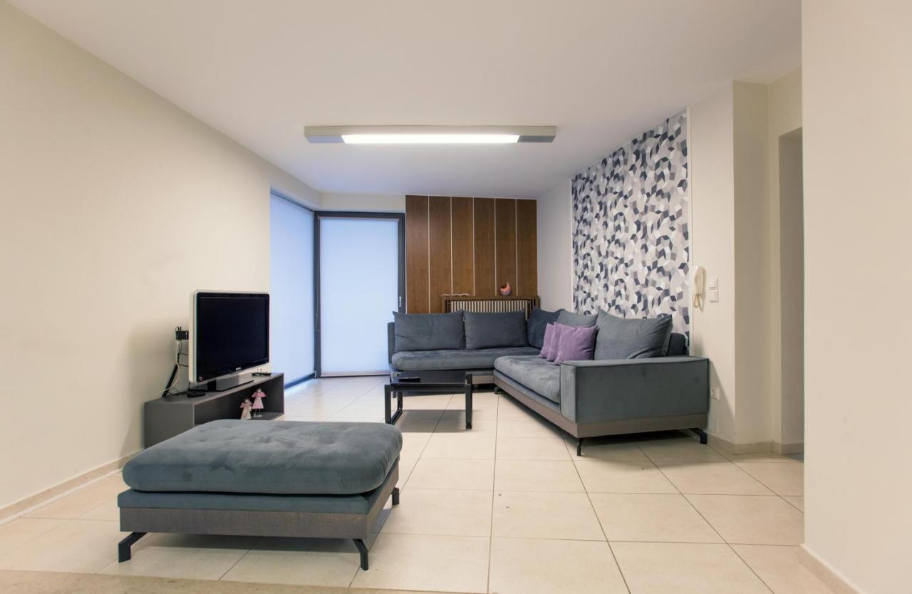 Spacious Fully Equipped 3Bd 2Bath Apt In The Heart Of City With Balconies Ac And Fast Wifi #1 Iraklio Exterior foto